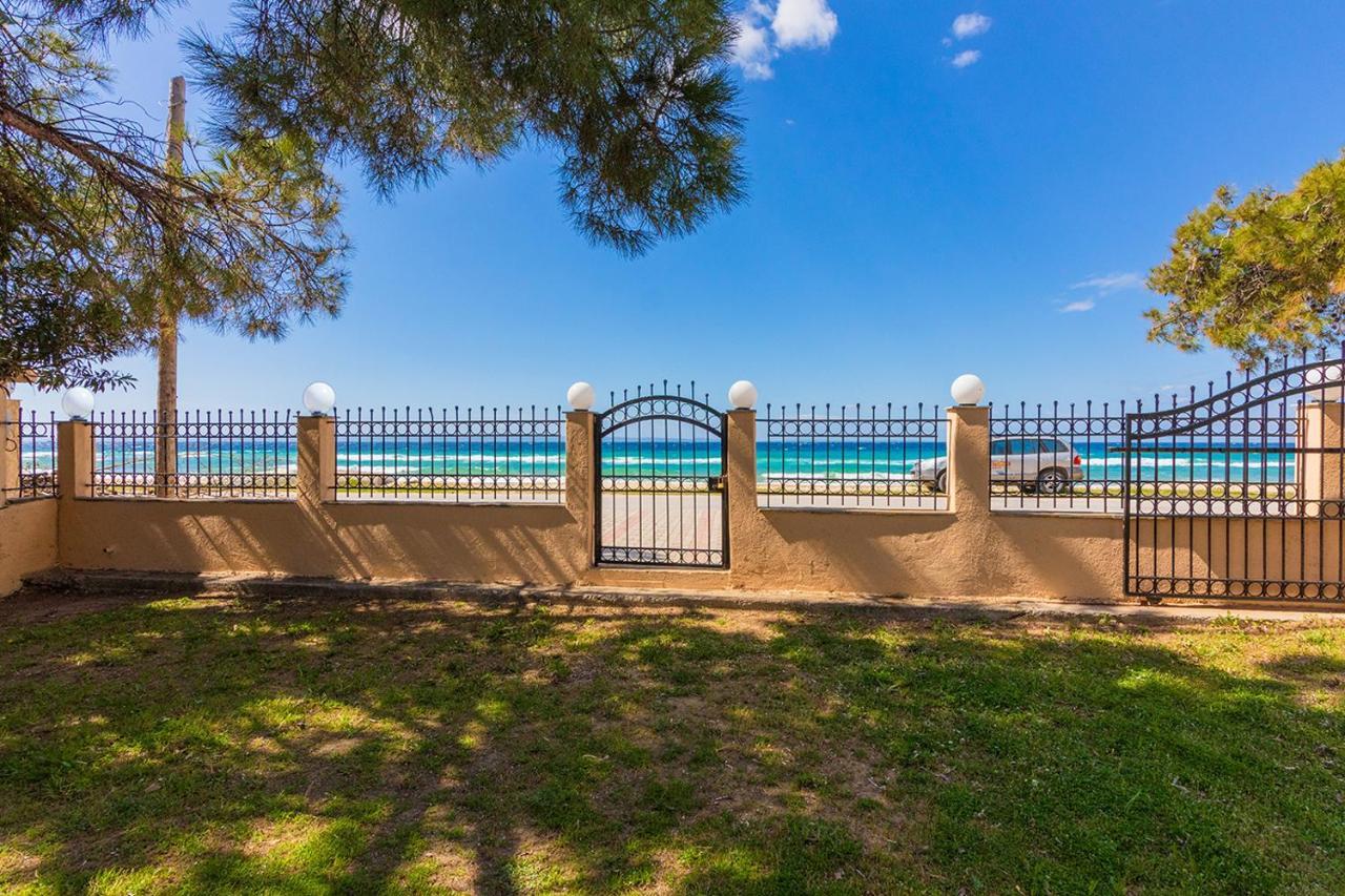 Galazia Akti Seaside Apartments نيكيتي المظهر الخارجي الصورة