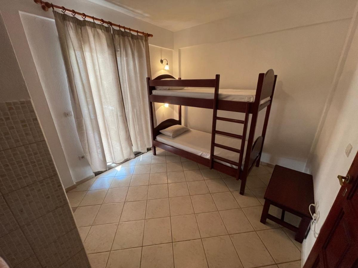 Galazia Akti Seaside Apartments نيكيتي المظهر الخارجي الصورة