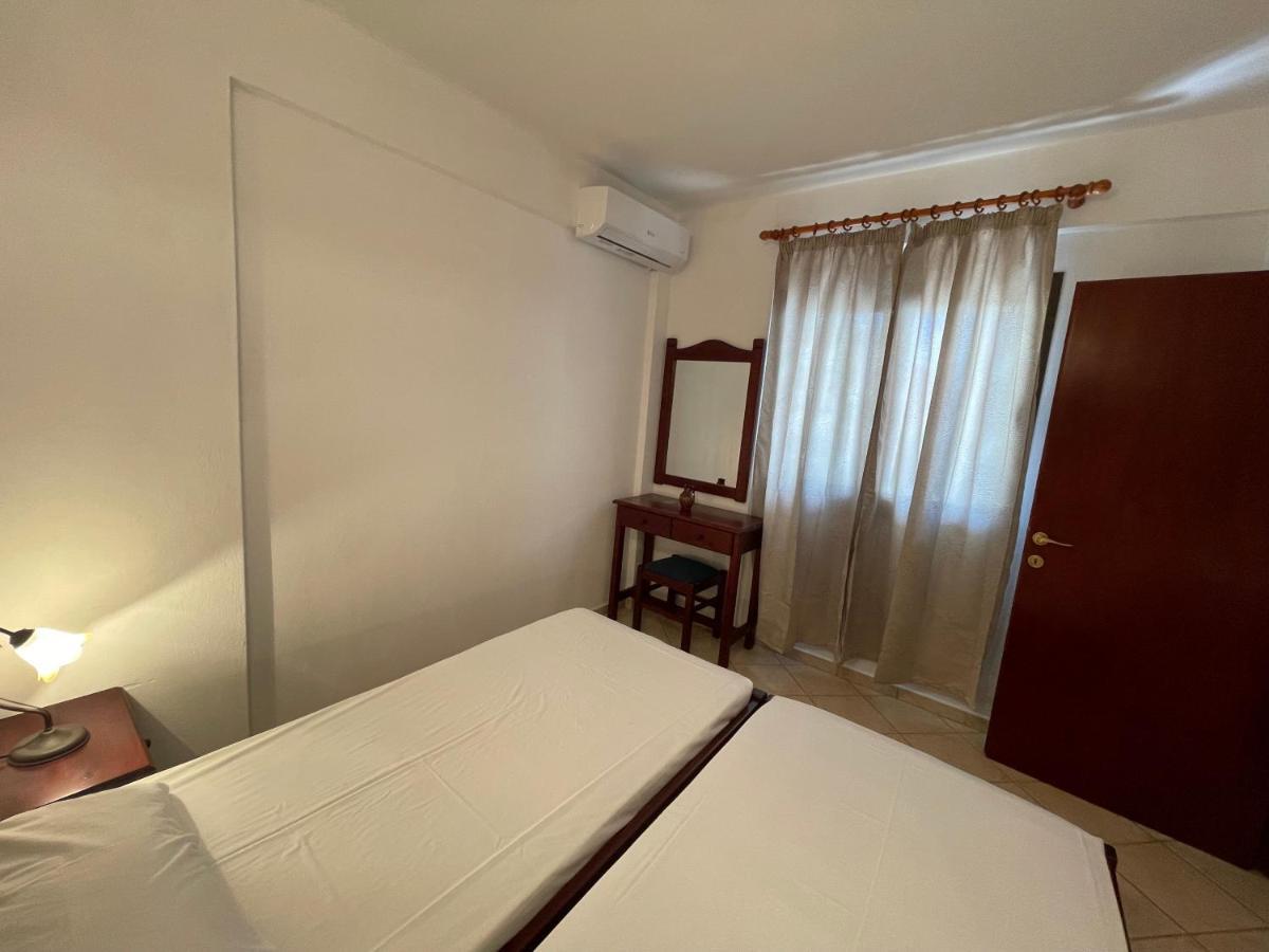 Galazia Akti Seaside Apartments نيكيتي المظهر الخارجي الصورة