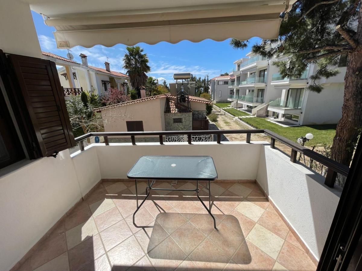 Galazia Akti Seaside Apartments نيكيتي المظهر الخارجي الصورة
